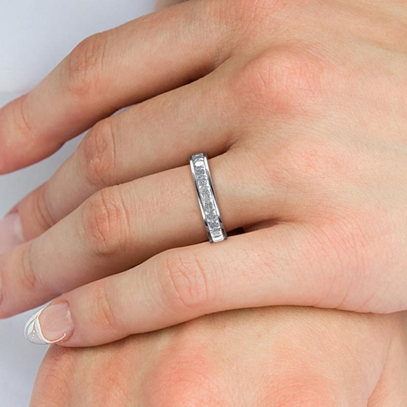 princess cut white sapphire ring